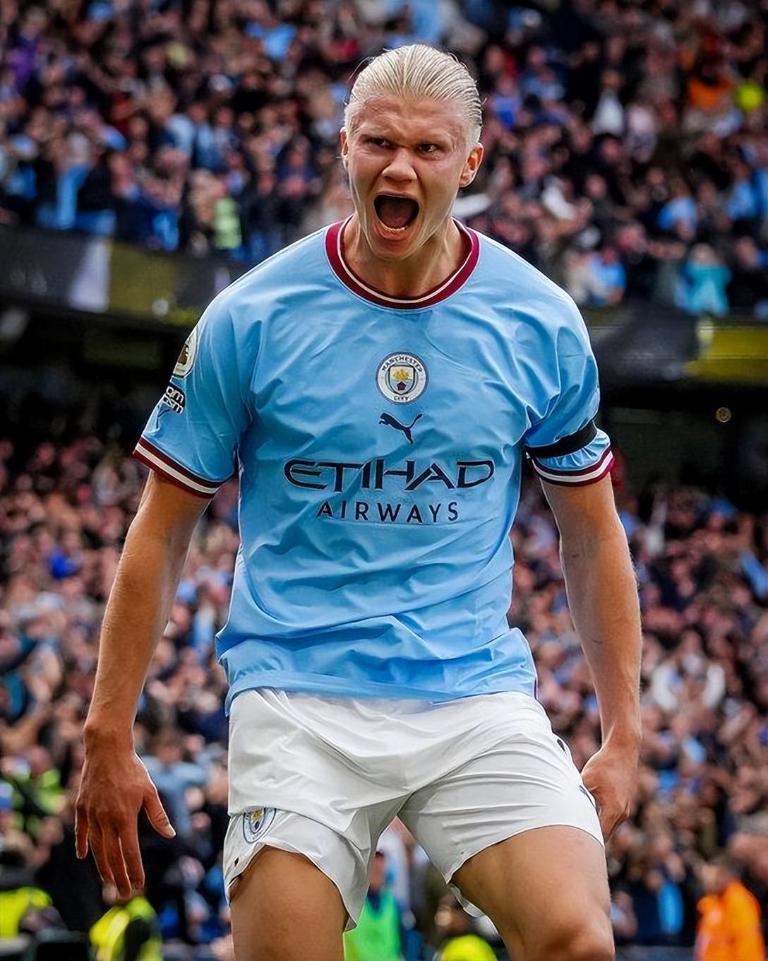 李霄鹏：海牛队11月8日重新集结，计划去上海踢一场热身赛（李霄鹏称海牛队将于11月8日集结，计划赴上海进行热身赛）