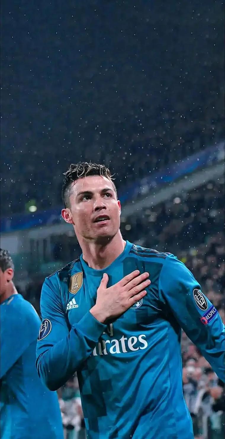 对阵阿拉维斯双响，奥尔莫时隔超过一年再次梅开二度（时隔一年多，奥尔莫对阵阿拉维斯再度独中两元）