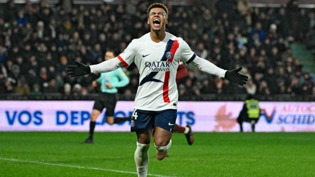 媒体人：王钰栋签欧洲经纪公司有足协的推动，只给了短期授权（媒体人称：在足协推动下，王钰栋与欧洲经纪公司签约，授权期仅为短期）