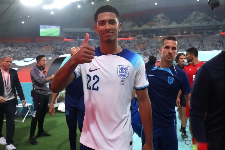 迈阿密国际与塞尔塔谈判阿连德转会，上赛季24球前锋引争夺（24球射手阿连德成争夺焦点，迈阿密国际与塞尔塔商谈转会）