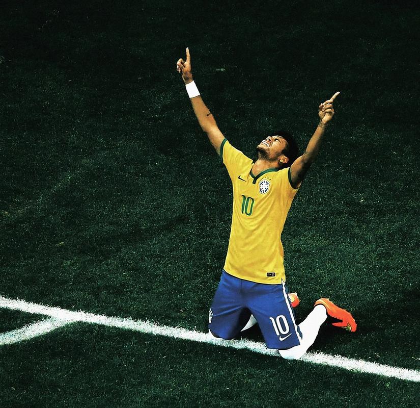 埃贝尔：凯恩德转身价下跌？不理解，但那本来只是种数字游戏（埃贝尔谈凯恩转会费下调：难以理解，但终归只是数字游戏）