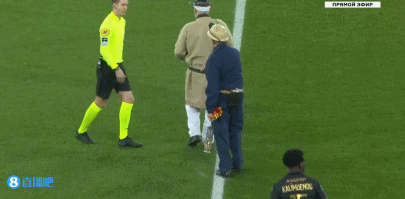 TA：索博斯洛伊的伤势不严重，他有希望出战热刺（TA：索博斯洛伊伤情不重，有望出战热刺）